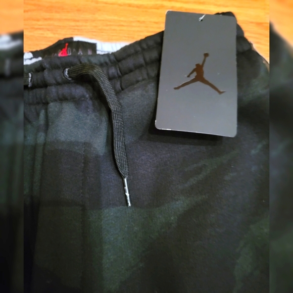 Boys' Jordan Jumpman Air Fleece Camo Pants - Picture 10 of 10